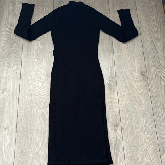 Elegant Black Long Sleeve Dress - Picture 7 of 8